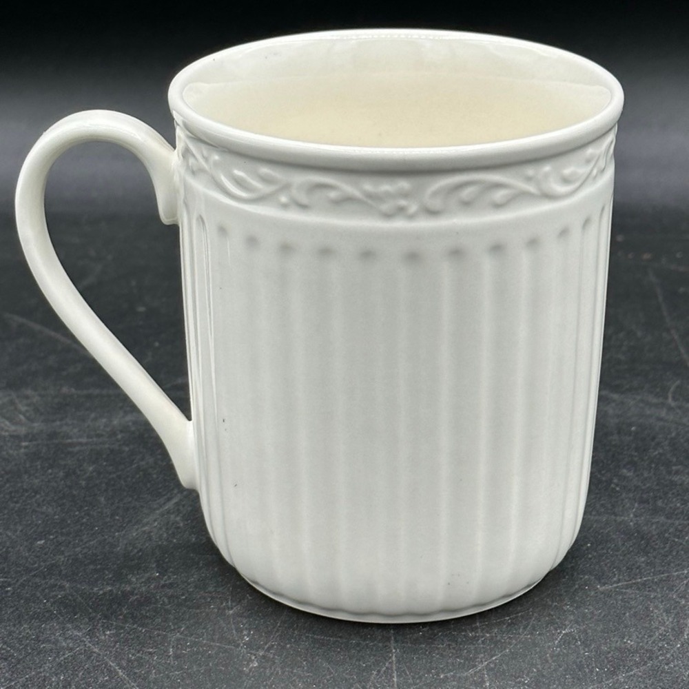 Vintage Mikasa Italian Countryside Coffee Mug White Ribbed Scroll Farmhouse